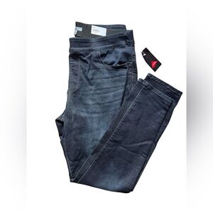 Croft & Barrow Slim Stretch Jeans in Dark Black Wash